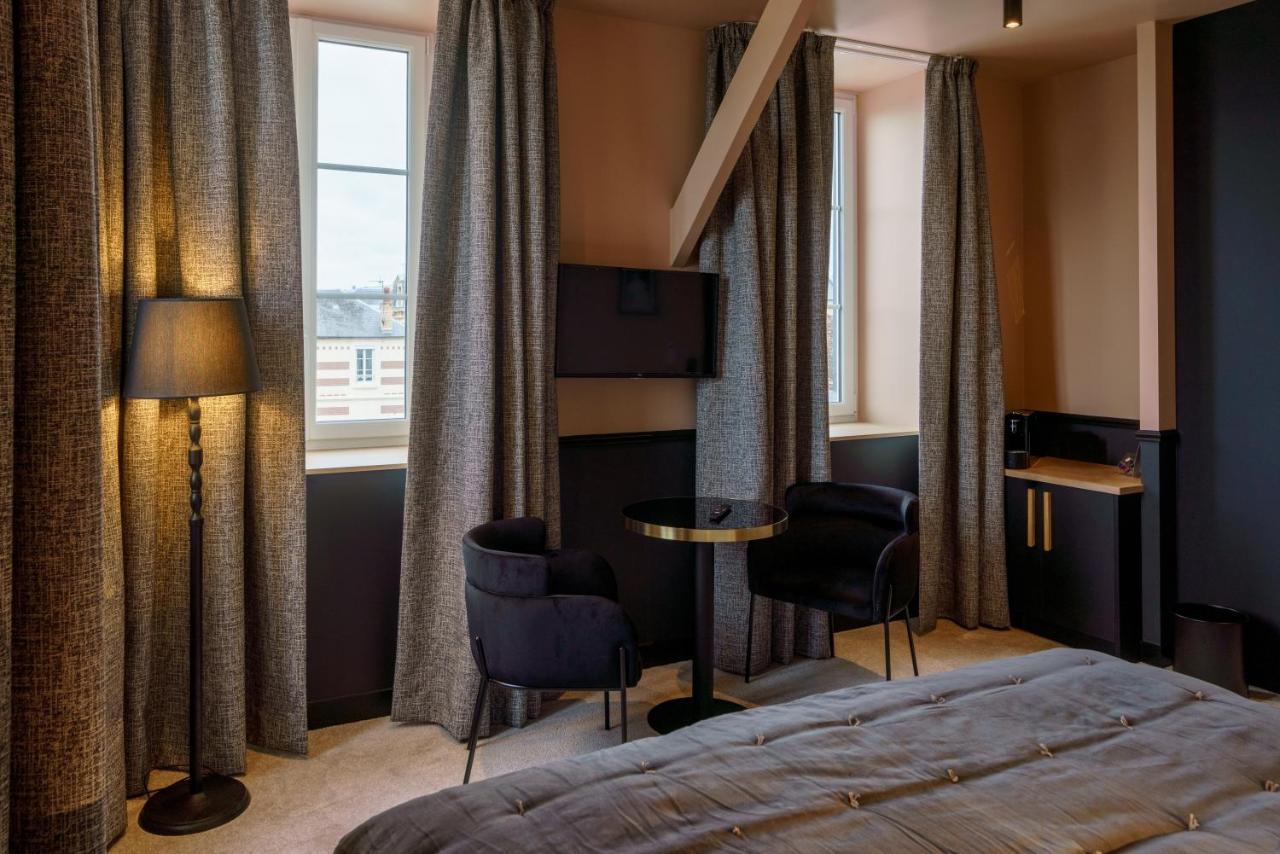 Hotel De La Plage Lion-sur-Mer Eksteriør bilde