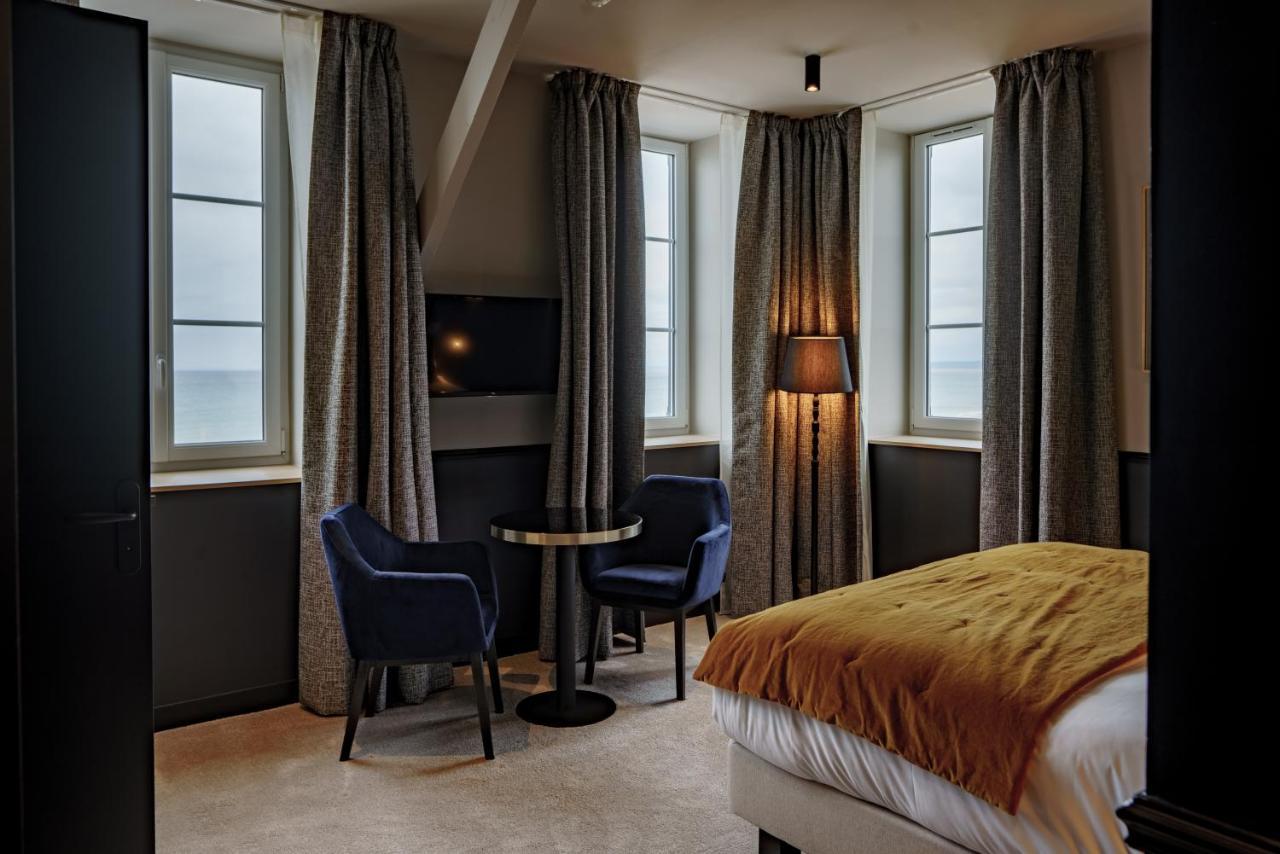 Hotel De La Plage Lion-sur-Mer Eksteriør bilde